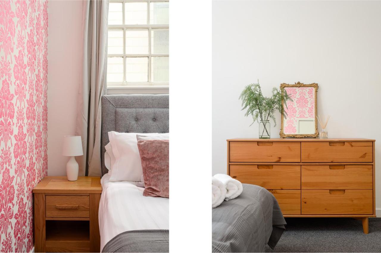 2 Bedroom Royal Mile Apartment เอดินบะระ ภายนอก รูปภาพ